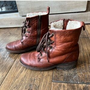 Frye - Valerie - Shearling Lined Boots Reddish Brown EUC True to Size 7.5